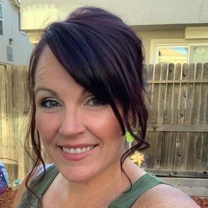 Meet your Posher, Mandy